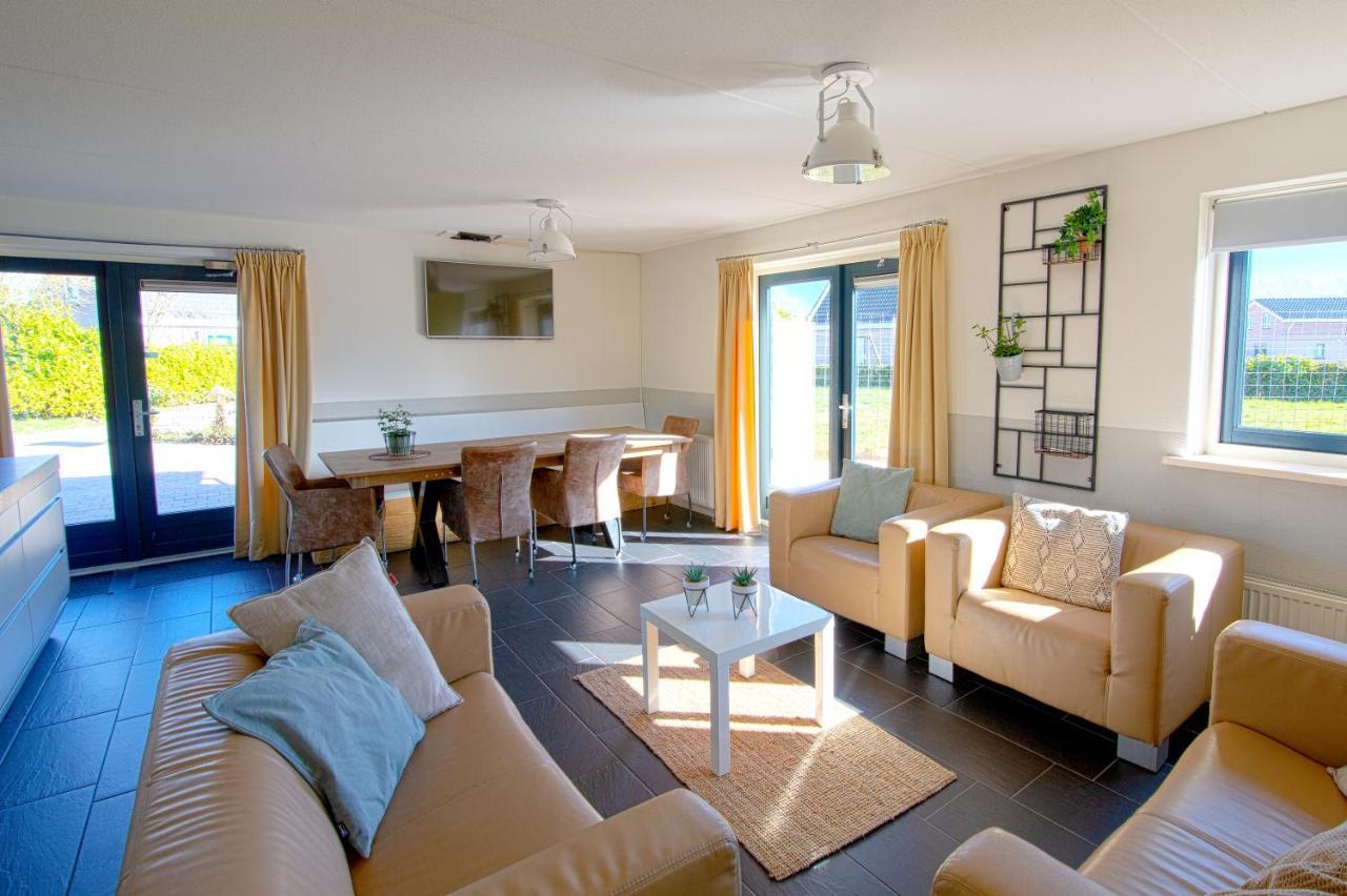 Luxus Familienvilla Mit Jacuzzi & Sauna Tzummarum ภายนอก รูปภาพ