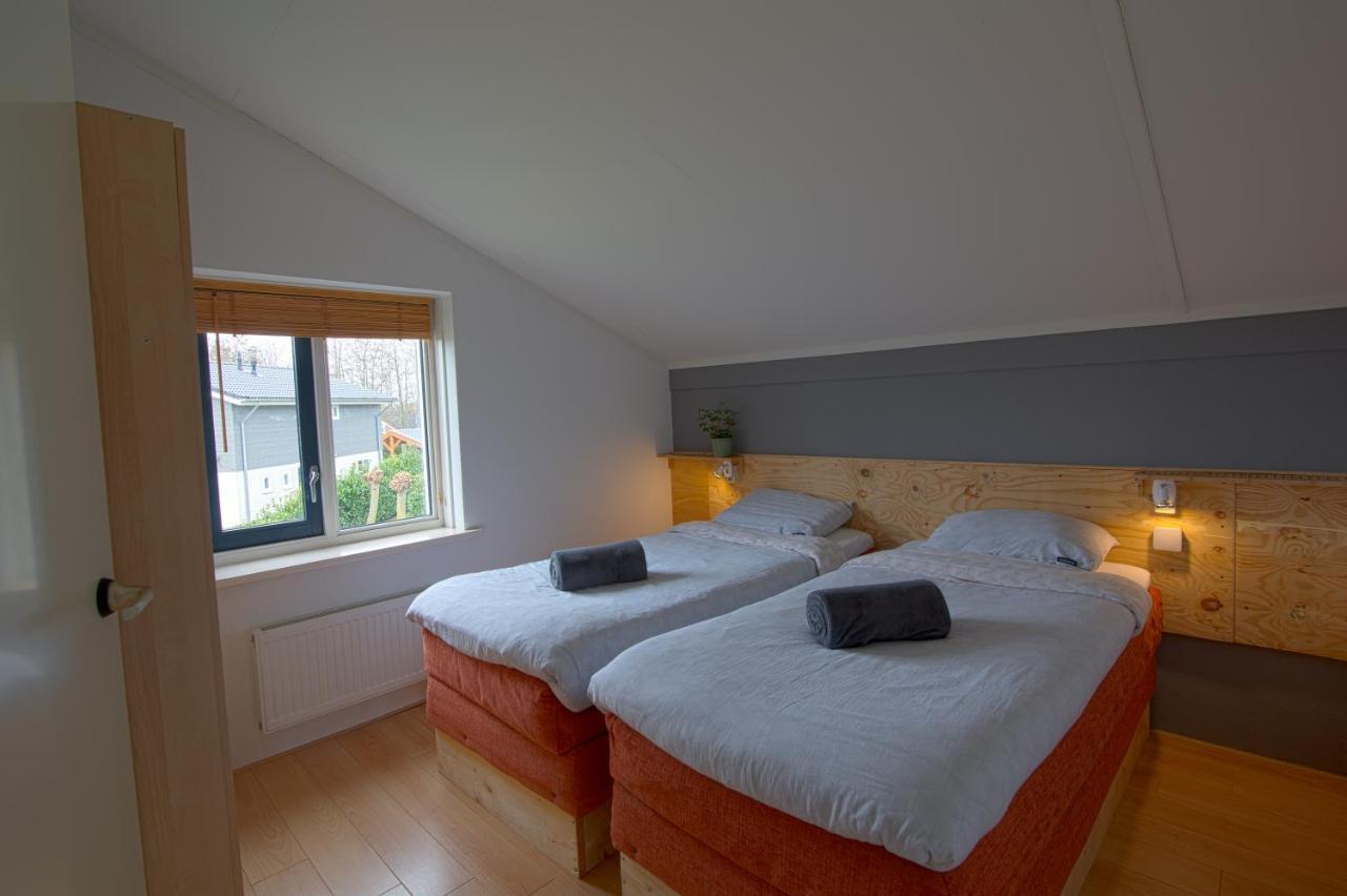 Luxus Familienvilla Mit Jacuzzi & Sauna Tzummarum ภายนอก รูปภาพ