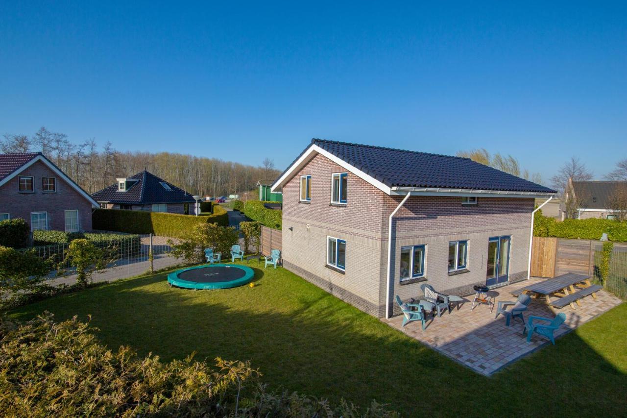 Luxus Familienvilla Mit Jacuzzi & Sauna Tzummarum ภายนอก รูปภาพ